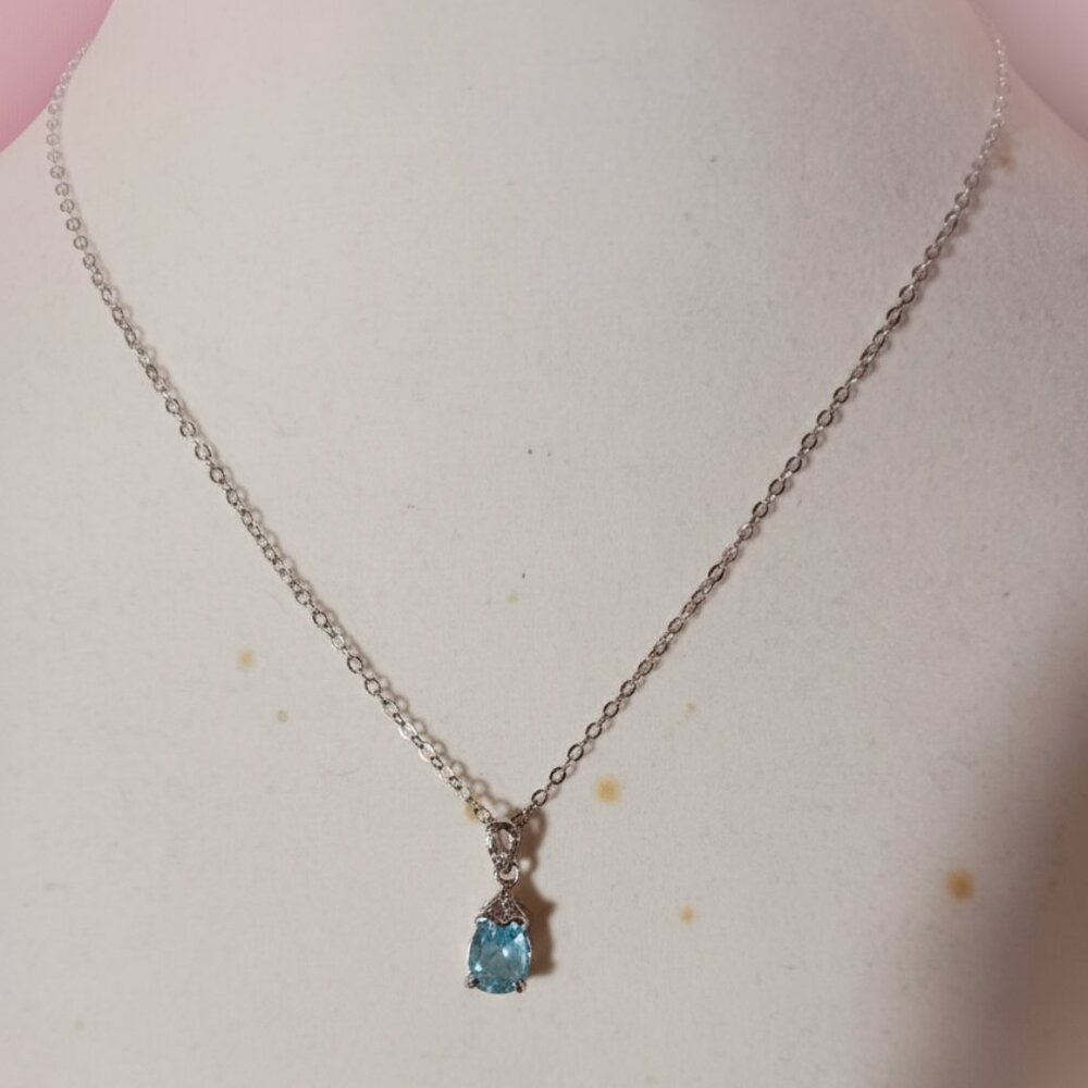 Silver and Aquamarine March Birthstone Drop Pendant Fashion Necklace NWOT - Picture 2 of 8